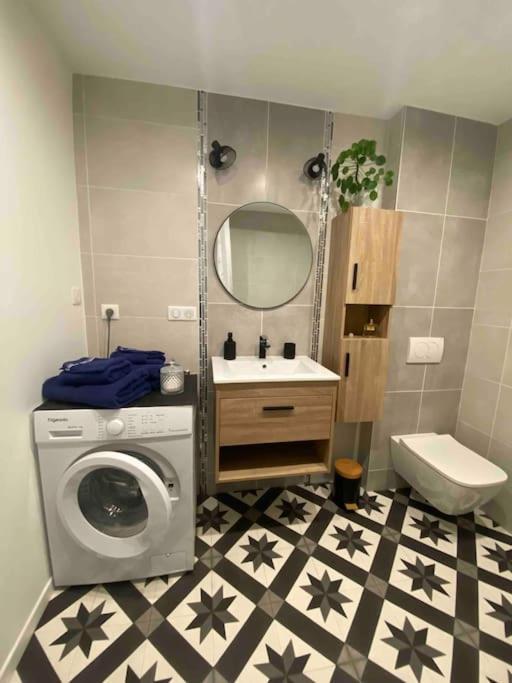 אולורן-סנט-מארי Charmant Studio Idealement Place Et Paisible ! מראה חיצוני תמונה